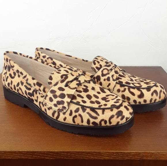 Vince Camuto Shoes - New Vince Camuto Leopard Print Loafers 7.5
